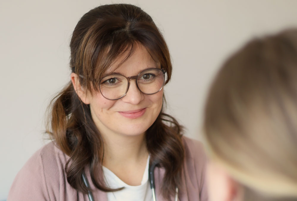 Hebamme Elisabeth Schneider