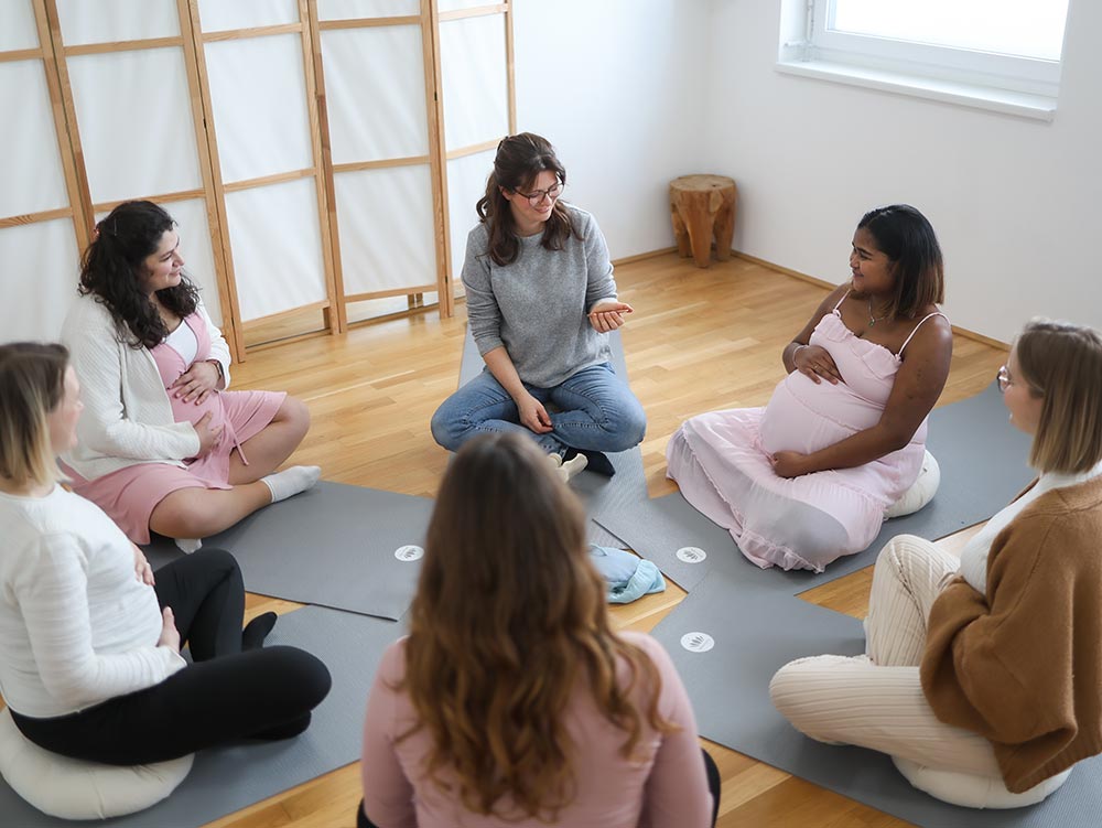 Geburtsvorbereitung in der Gruppe mit Hebamme Elisabeth Schneider